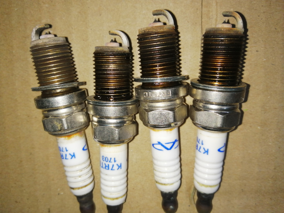 5. Заміна свічок Denso K20TT (33100 км) 5
