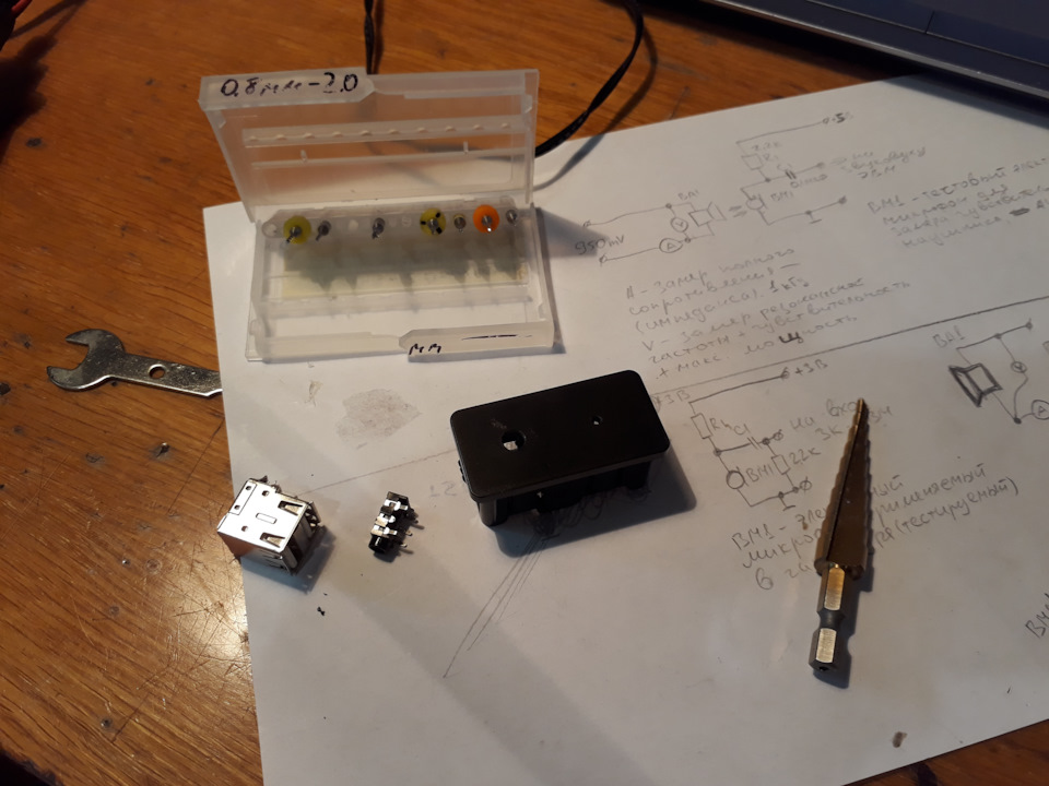 Розширення USB-портів на своєму андроїд-мафоні 5