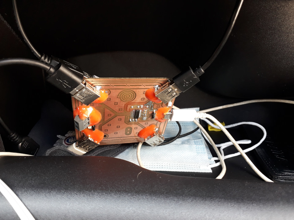 Розширення USB-портів на своєму андроїд-мафоні 4