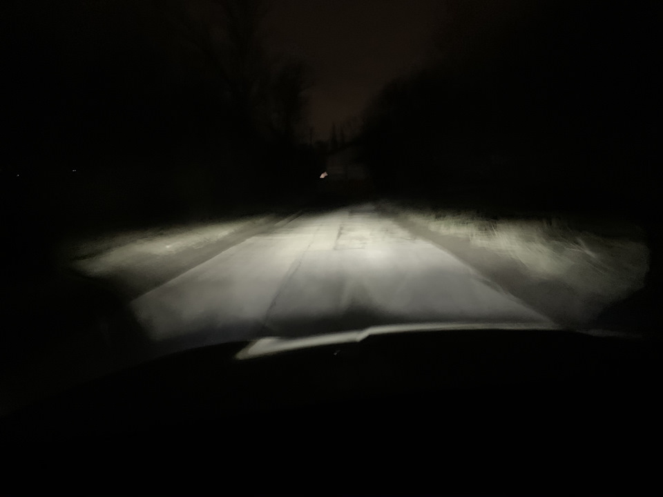 Про головне LED світло в Тігго 8 1