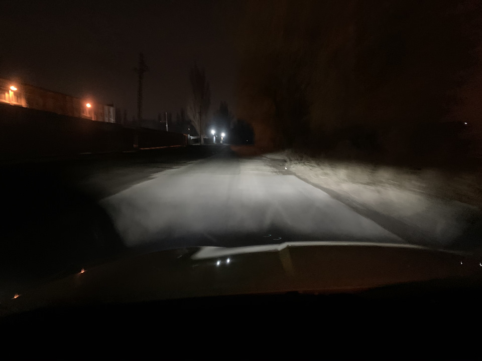 Про головне LED світло в Тігго 8 3