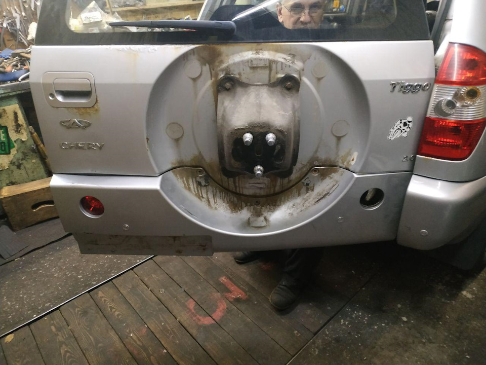Я тут лампочку вирішив поміняти і помчало ... 4