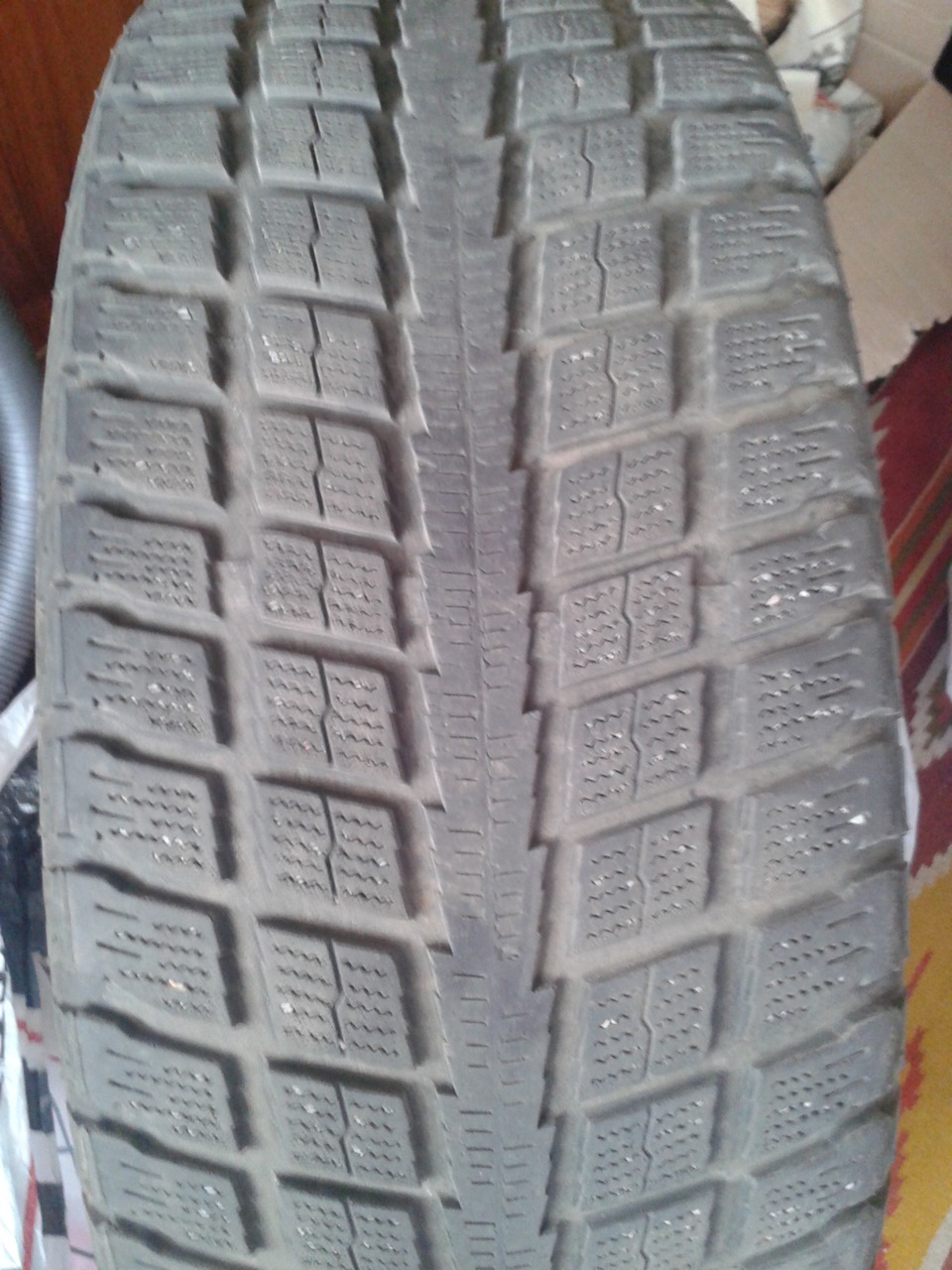 Продам зимову гуму, R16, 205х55 5
