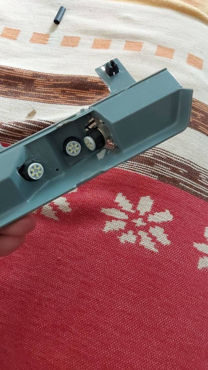 Камера заднього виду. Тигра завжди напоготові! 3