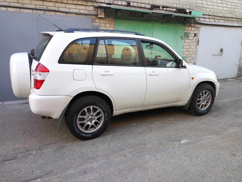 Поставив Toyo Open Country A\T 225/70 R16 4