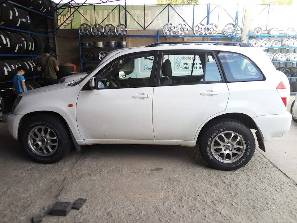 Поставив Toyo Open Country A\T 225/70 R16 3