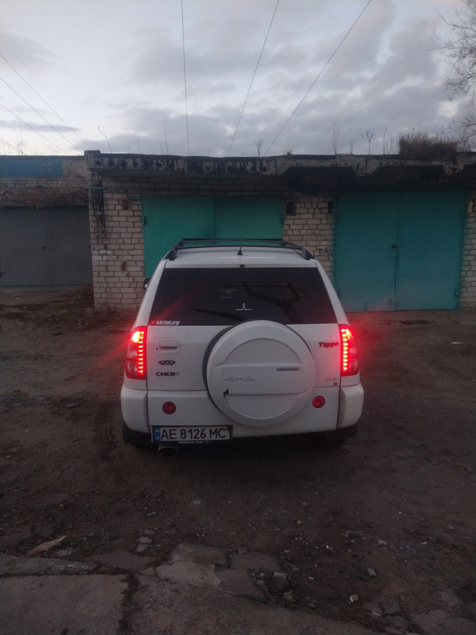 Ліхтарі tiggo fl 4