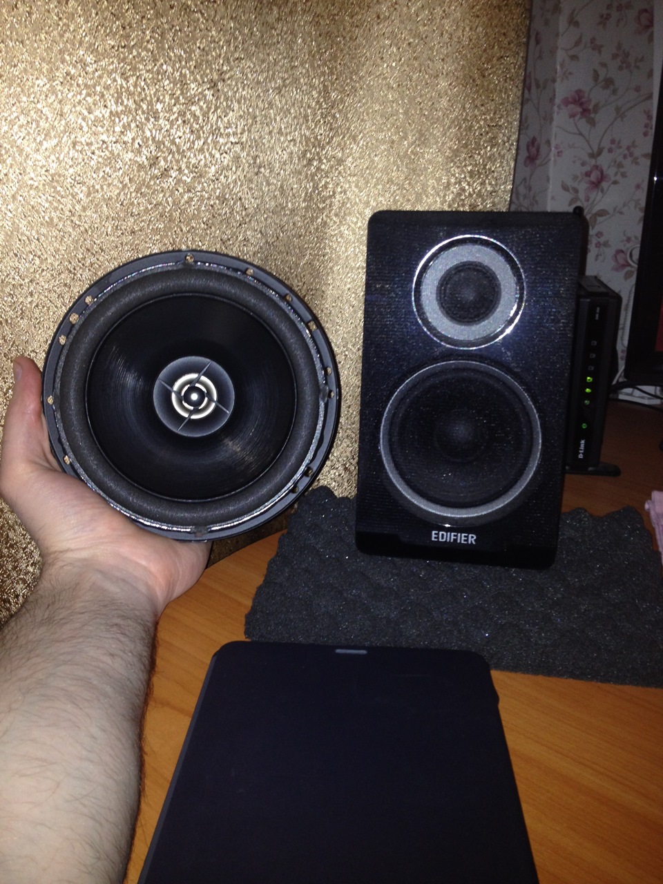 поставив нову акустику JBL 3