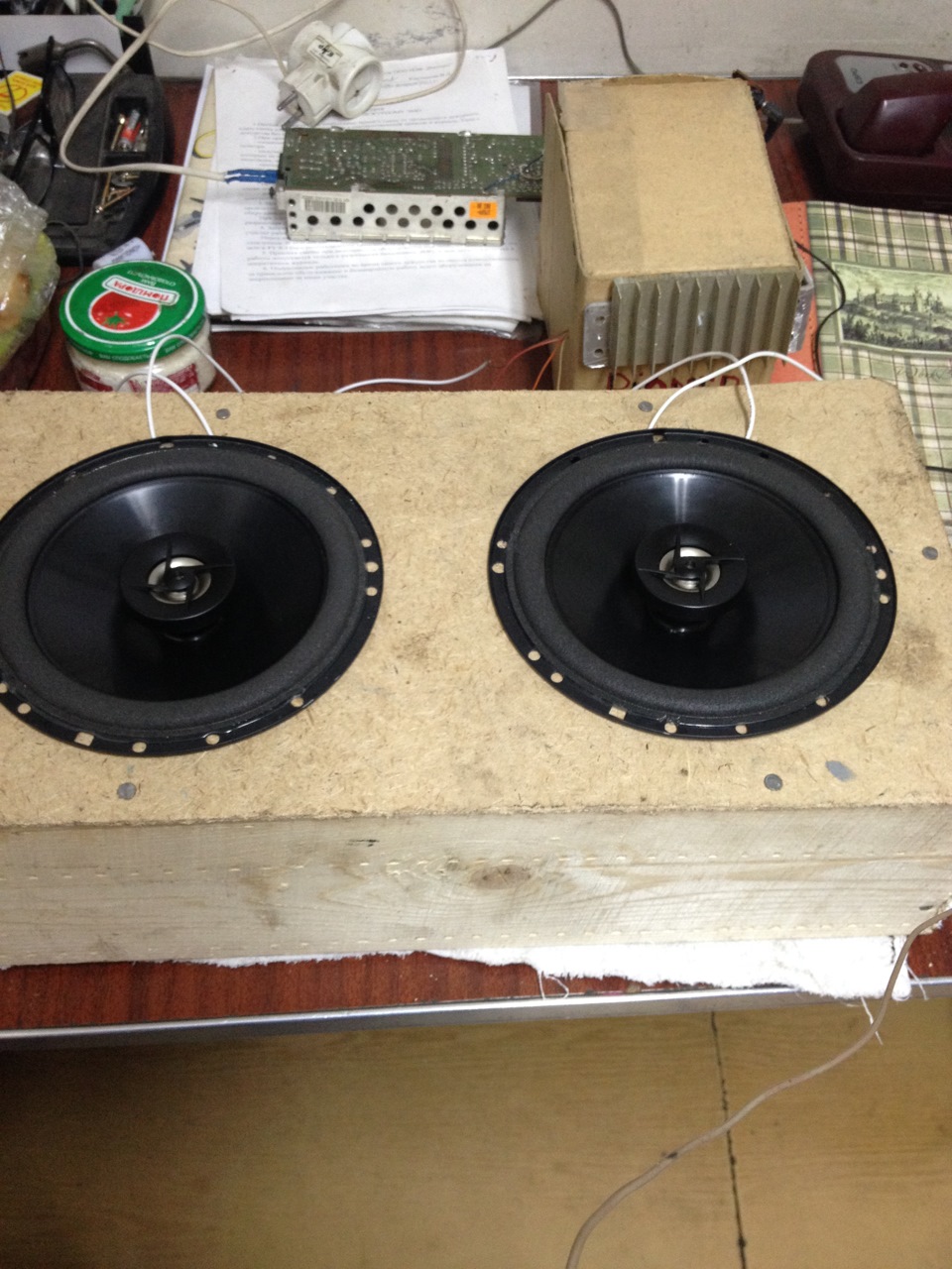 поставив нову акустику JBL 4