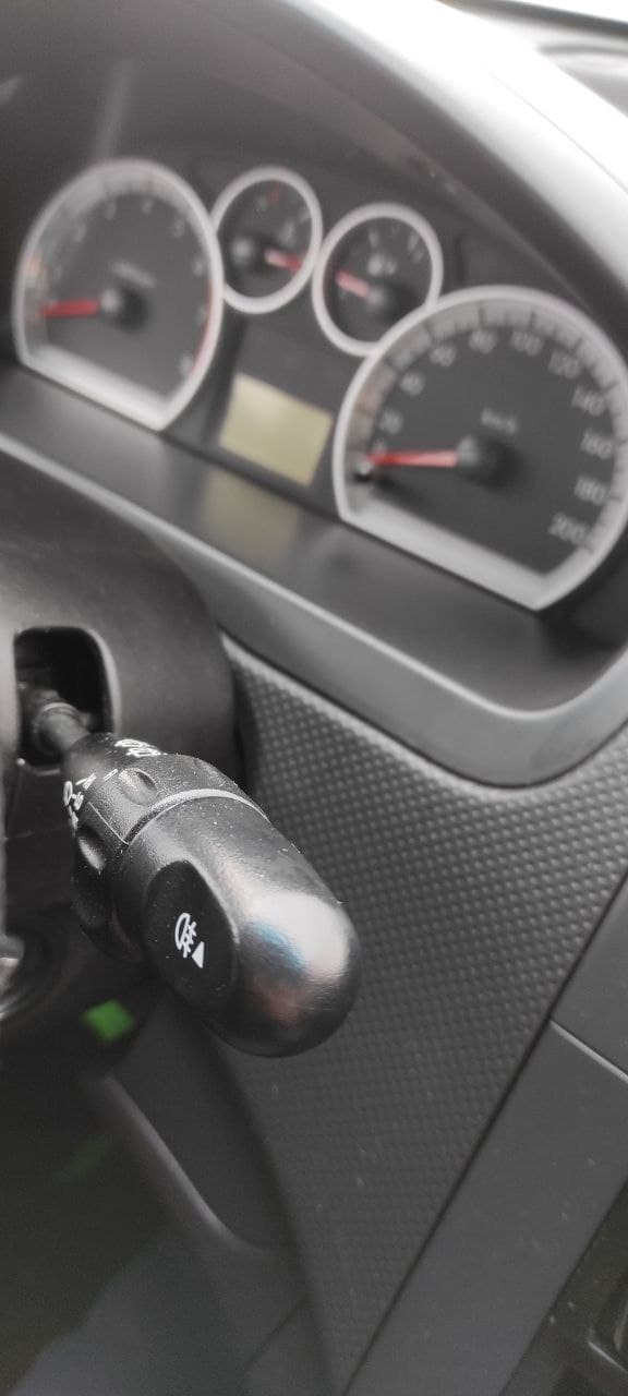 Пильовики підрульових перемикачів на Авео Т-200, Т-250 і Т-255 4