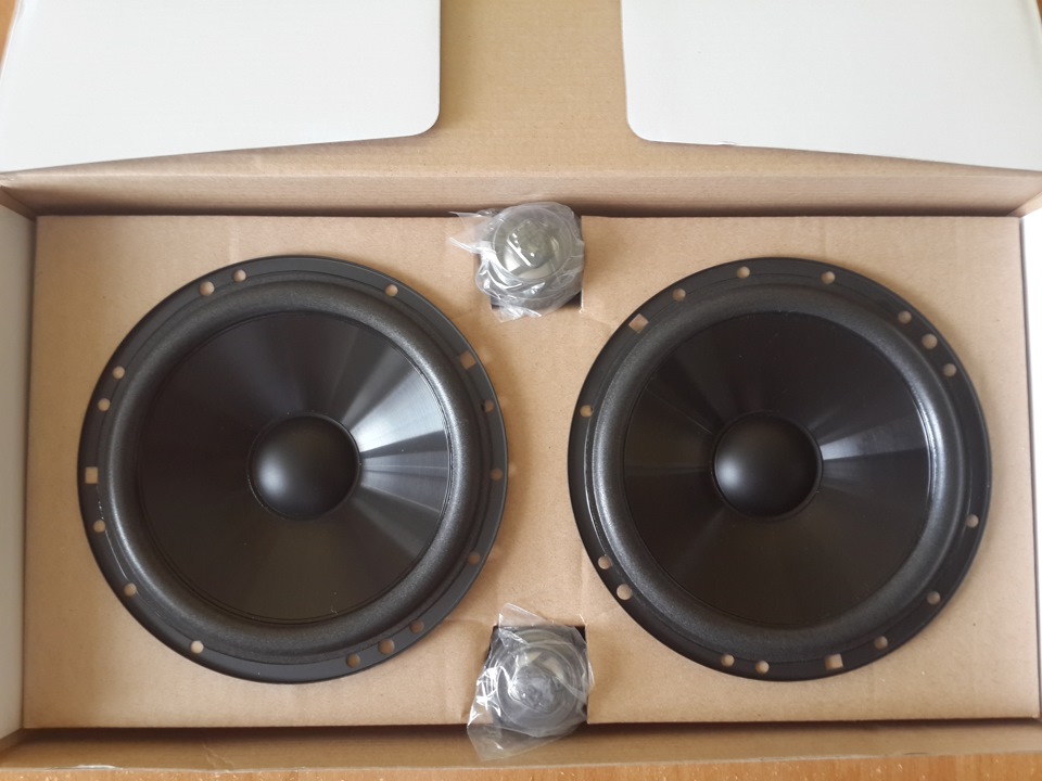 Починаю збирати музику(частина1) JBL. 2