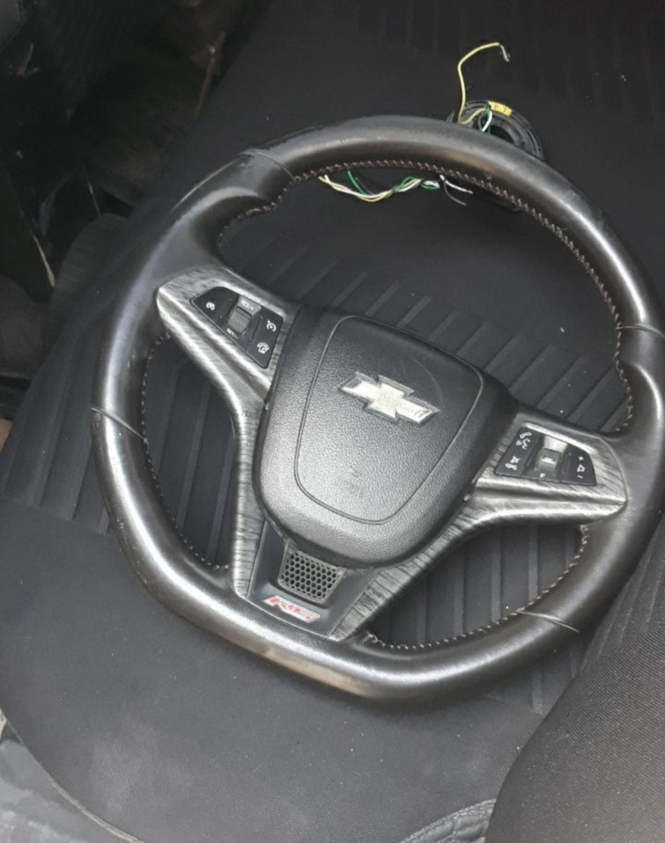 Заміна керма. Кермо Chevrolet Camaro. З довжиною історією та проблемами. Частина 1. Покупка. 1
