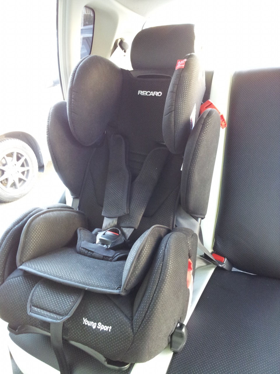 Автокрісло RECARO 5