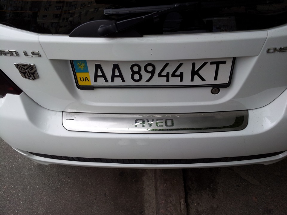 Срібна накладка на задній бампер! 2