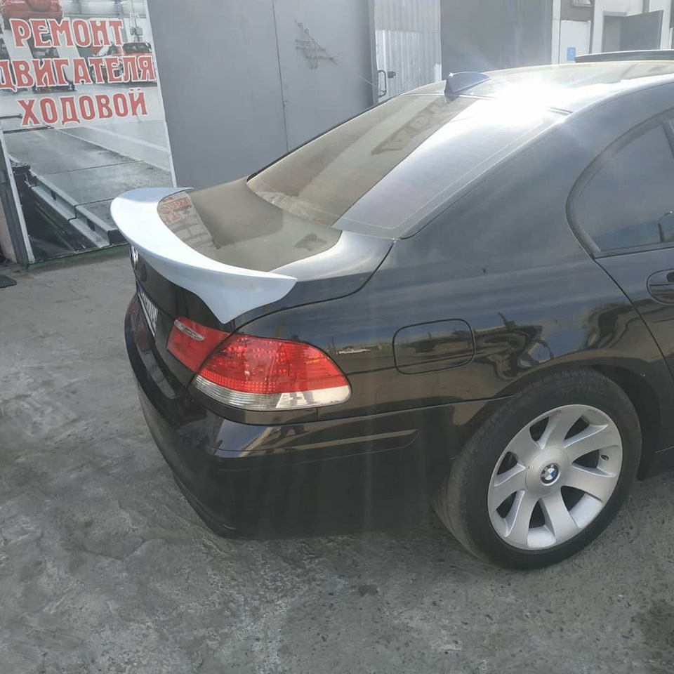 BMW E65 7серія 2005-2008 Ducktail 4