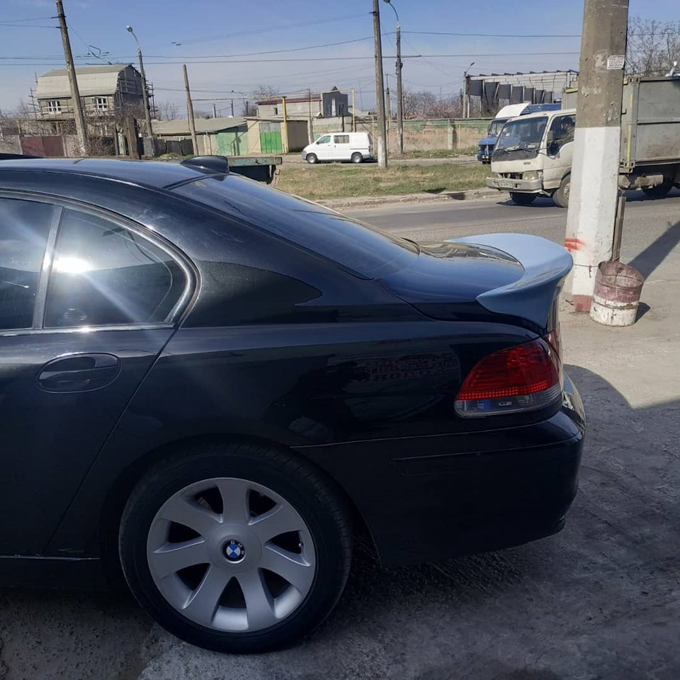 BMW E65 7серія 2005-2008 Ducktail 3