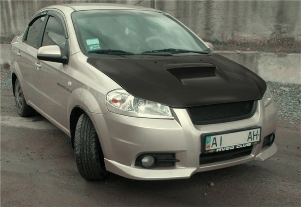 Капот від Subaru (Stealth) 1