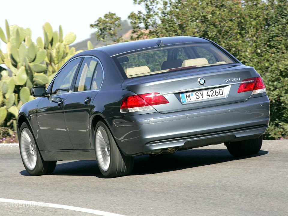 Ліп-спойлер для BMW 7 1