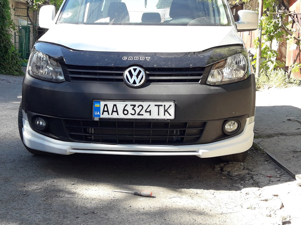 Прикладка губи Kaddy 2010-2016 1