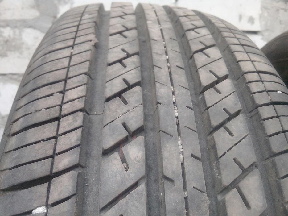 Продам літню гуму KUMHO 185\65\15. 600 грн. 2