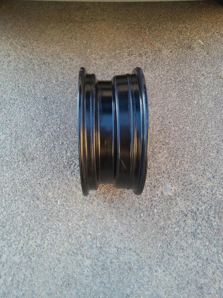 Продам диск 4х100 r14 GM 2