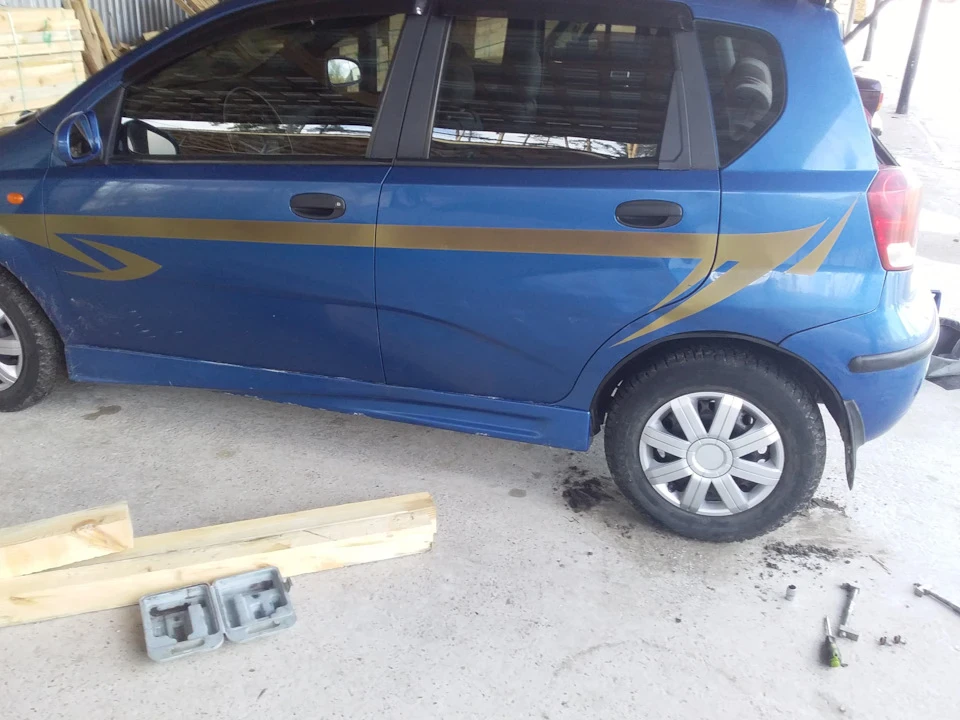 Проставки задніх амортів та пружин авео т200