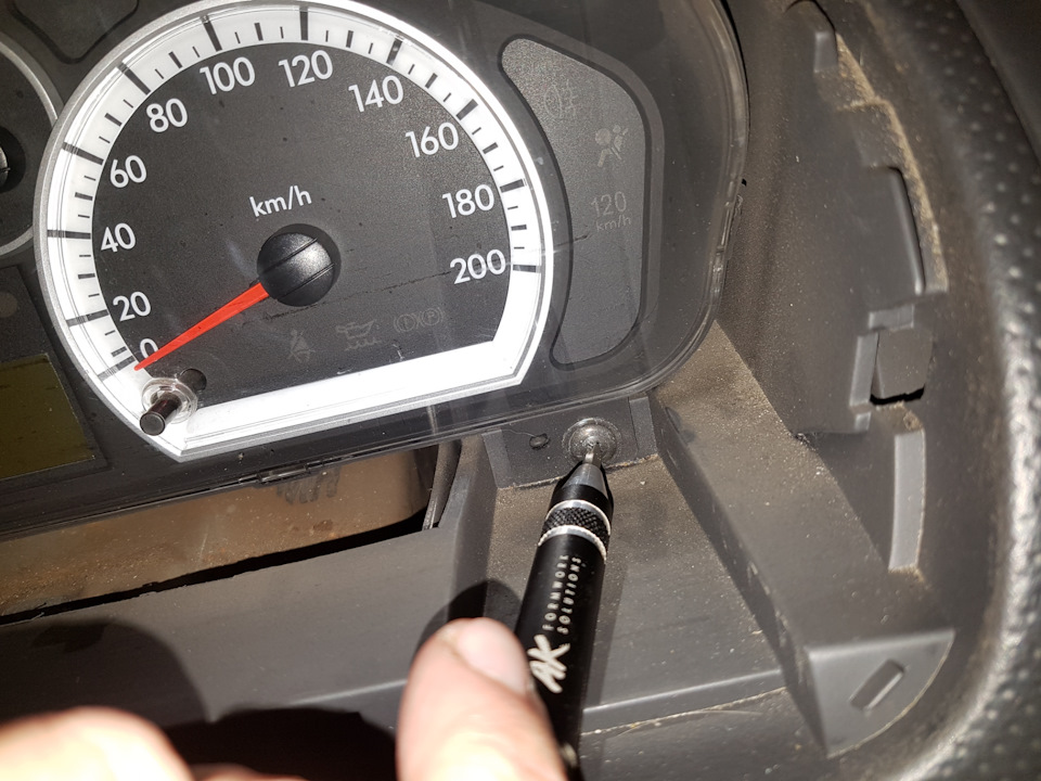 Нові шкали приладки від Transparent auto dials 5