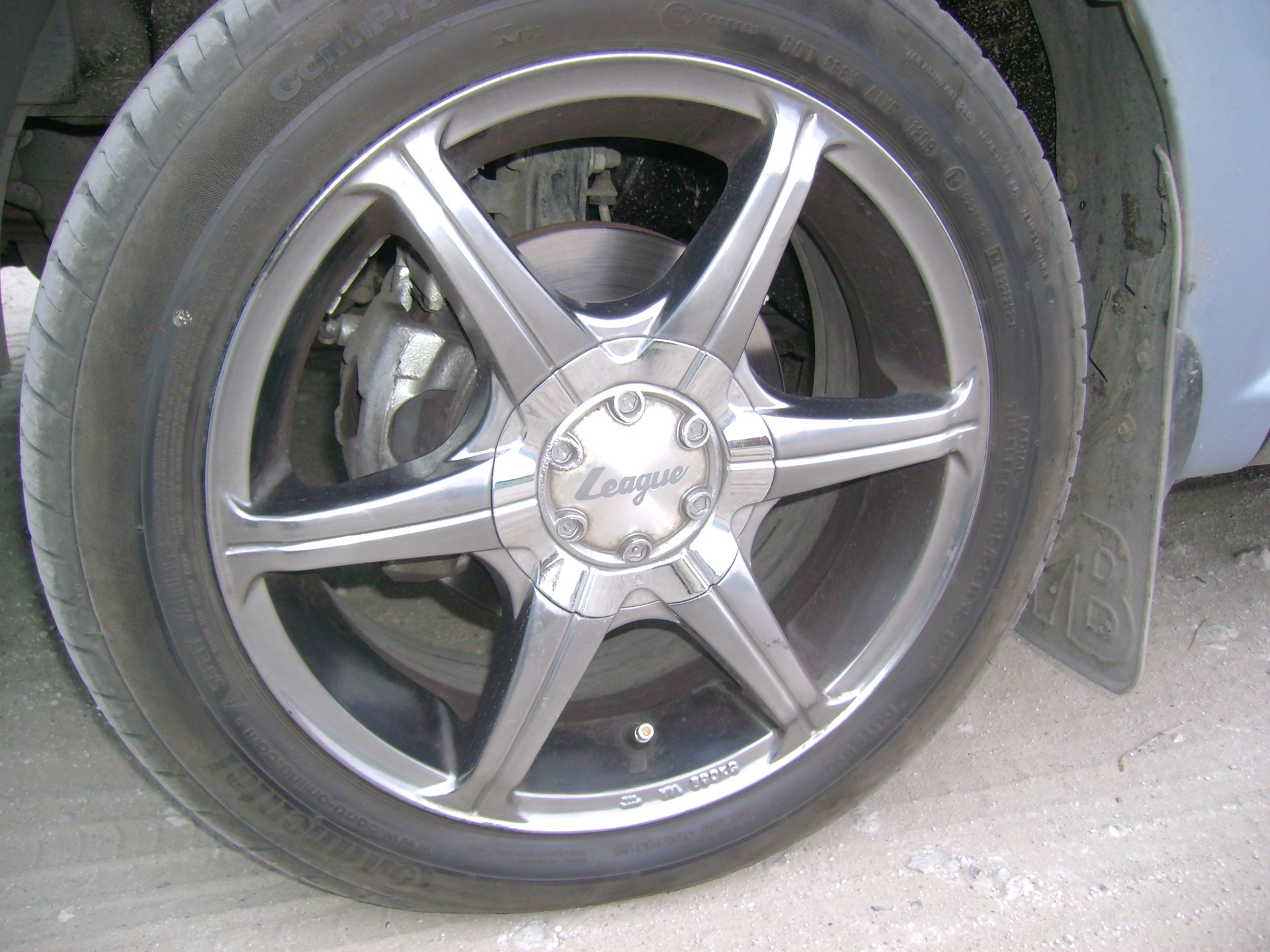 Титани R15 3
