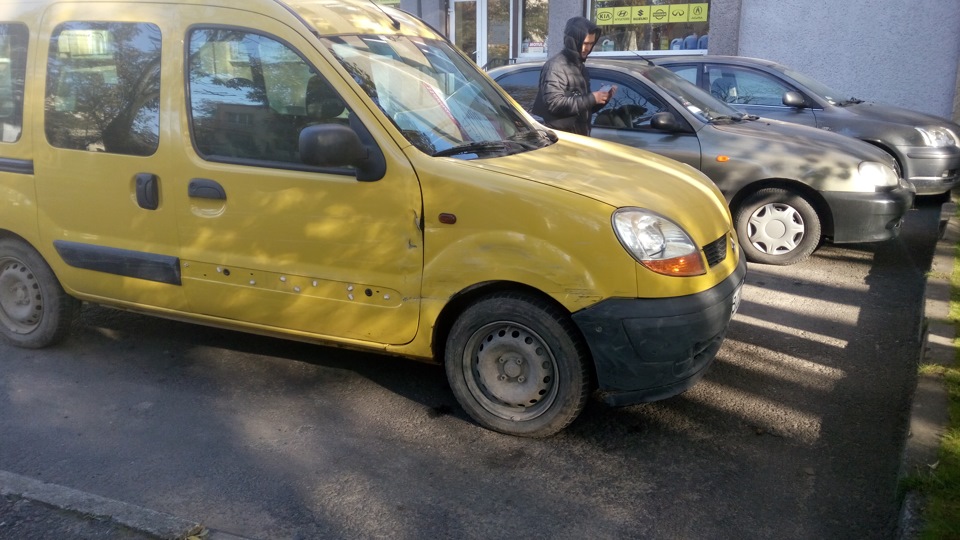 Справа від 24/10/2015. Перша ДТП 5