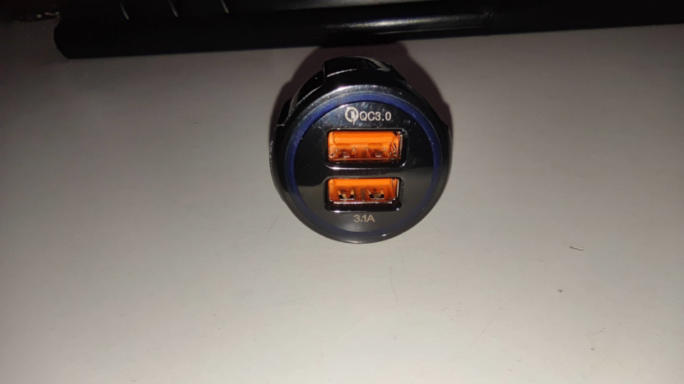 Quick Charge 3.0 в прикурювач 2