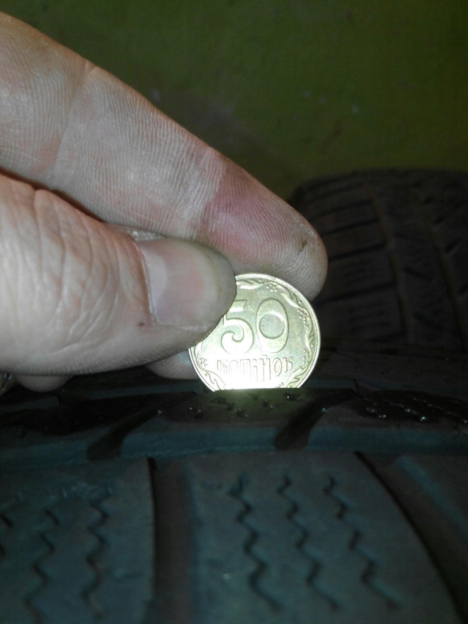 Продам зимову гуму FALKEN 5