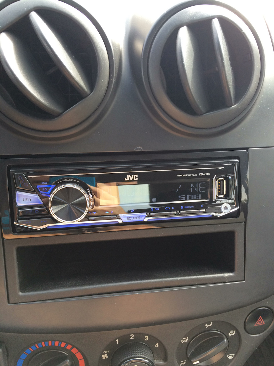 Магнітол JVC KD-X 145 2