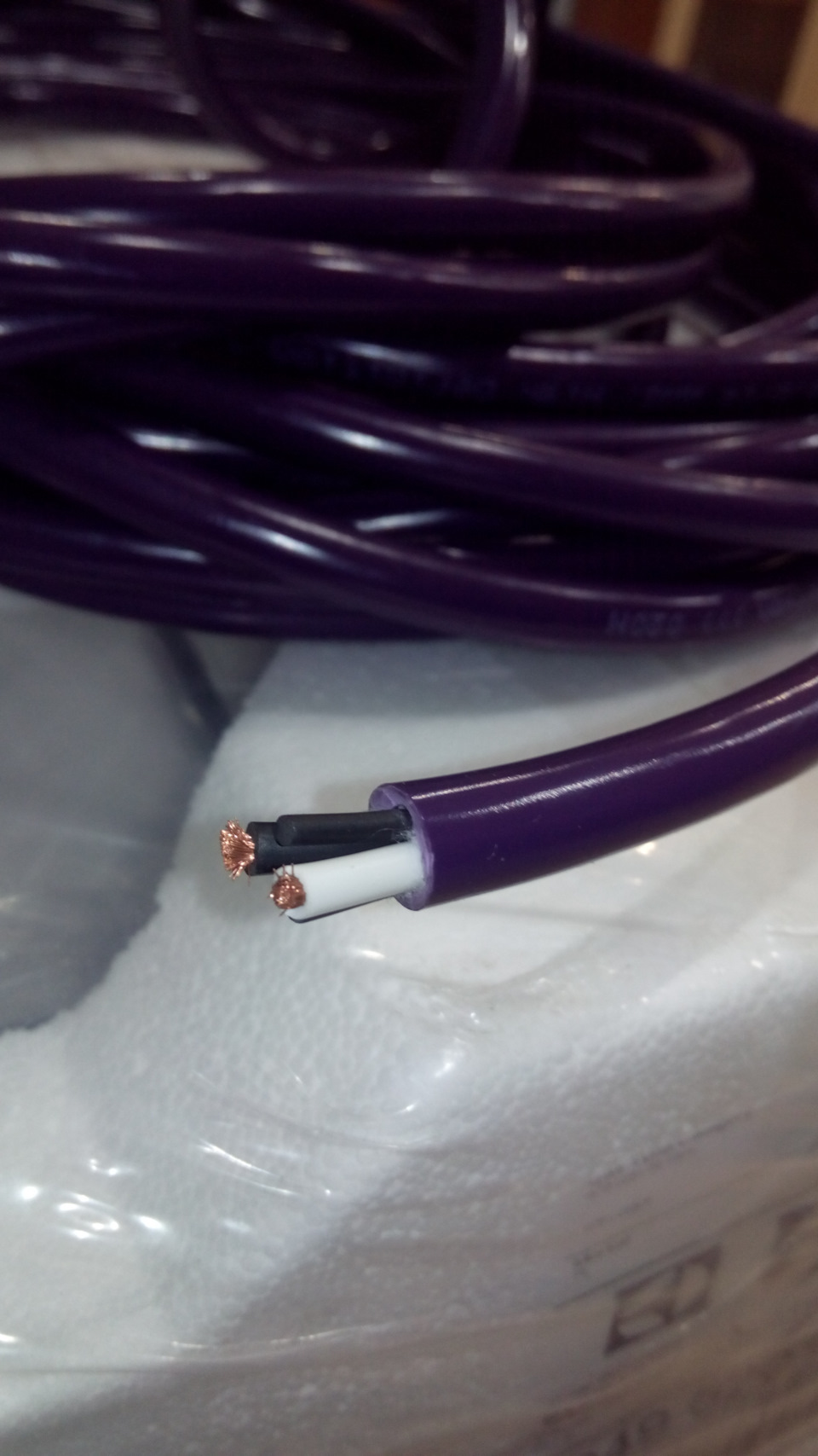 Акустичний кабель MT-Power Premium Speaker Wire 2/14 AWG 1