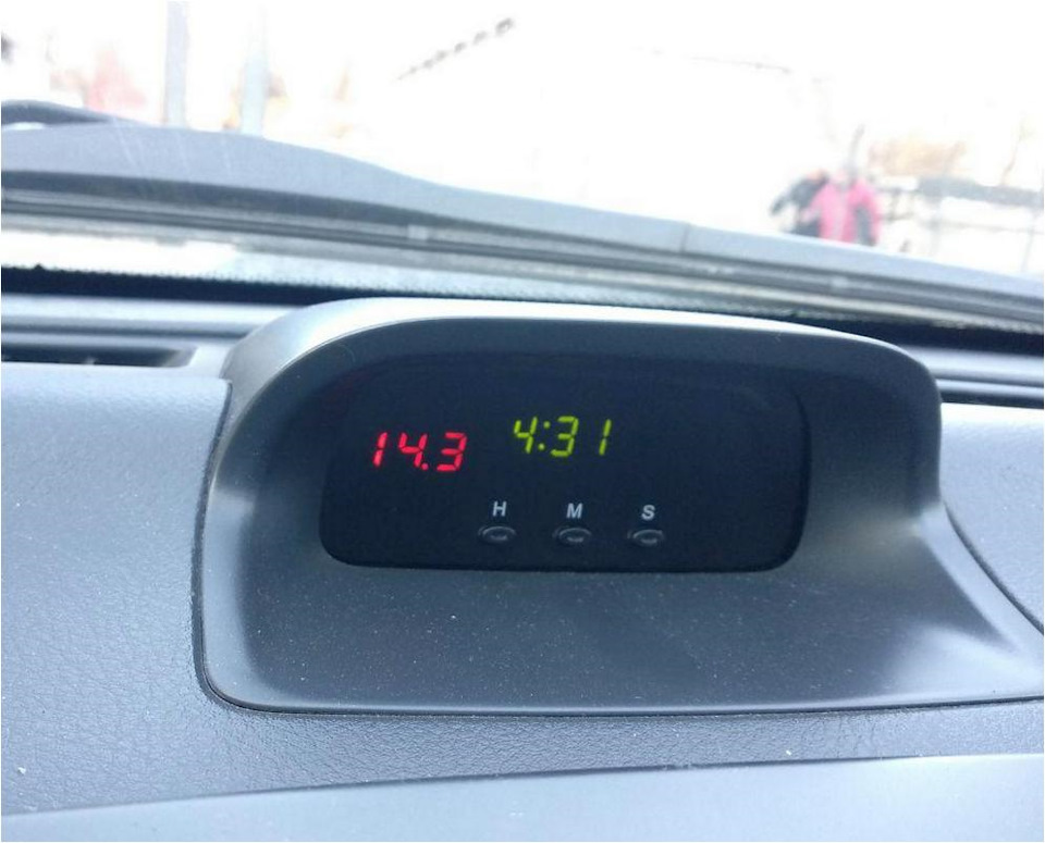 Вольтметр в годинник АВЕО Т250 1.5 3