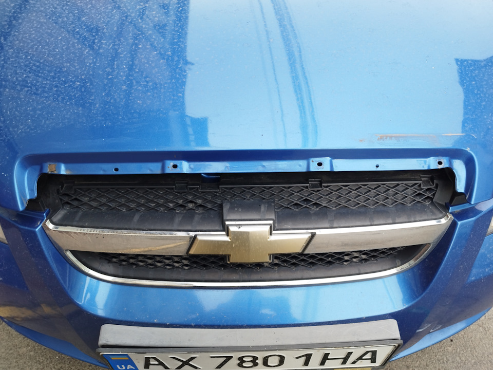 Накладка капота (шабля) на Авео Т250 (96648691-GM) 2