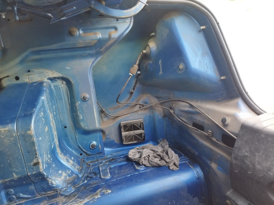 Шумоізоляція багажника Авео Т250 1