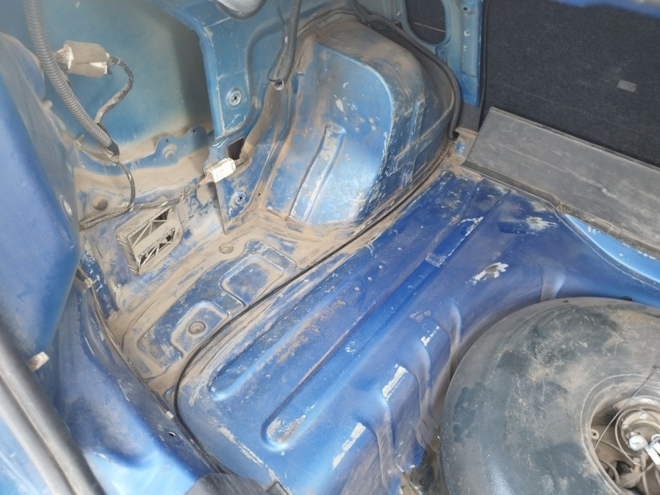 Шумоізоляція багажника Авео Т250 5