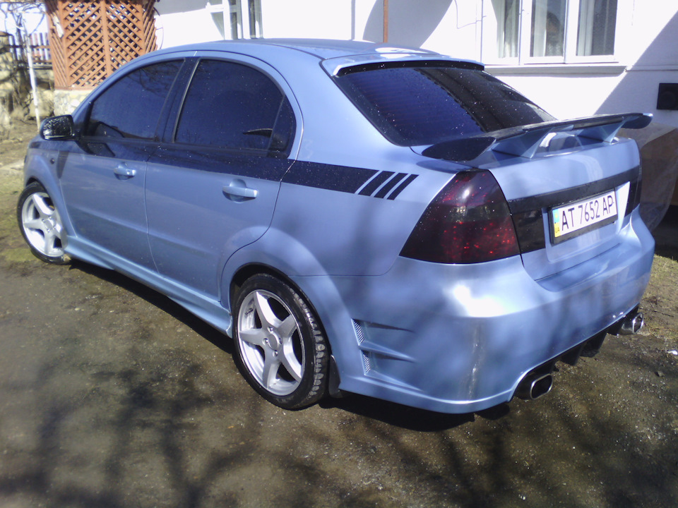 Диски на літо DEZENT R16) 2