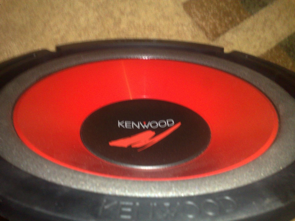KENWOOD в задню полицю! 3