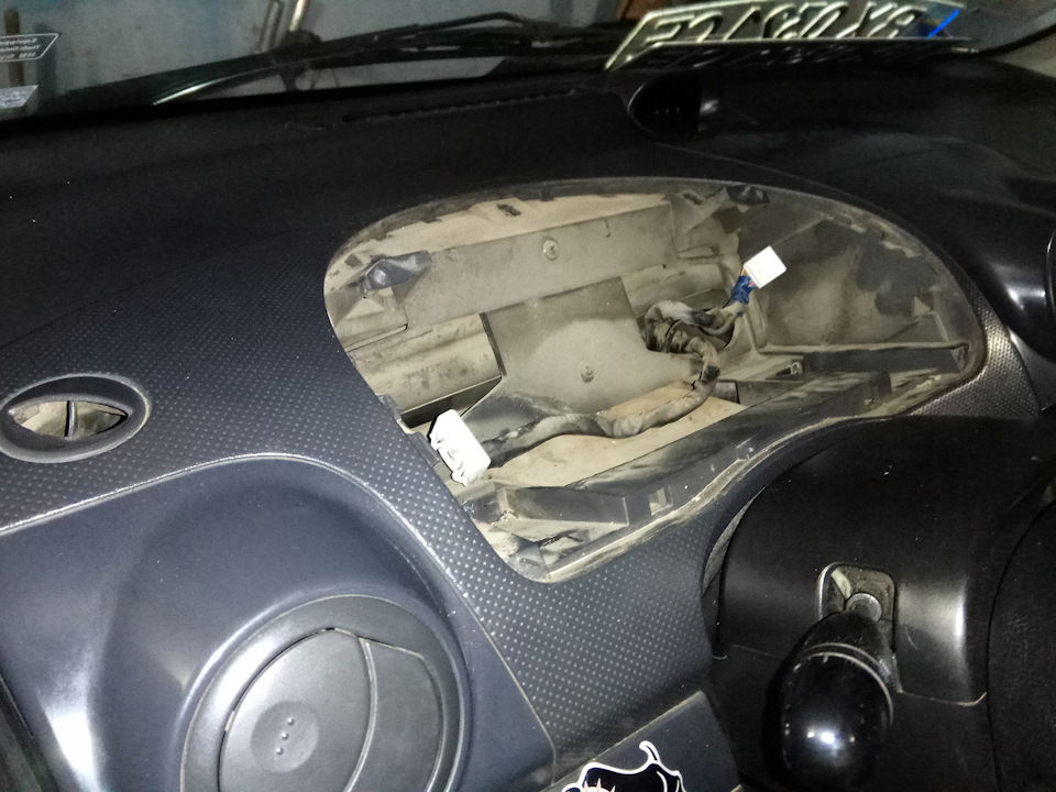 Відкриття штатного БК CHEVROLET AVEO 1
