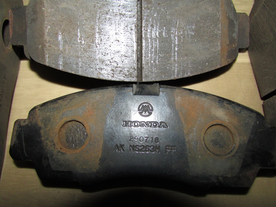 Передні гальма з Honda Civic 4D 2