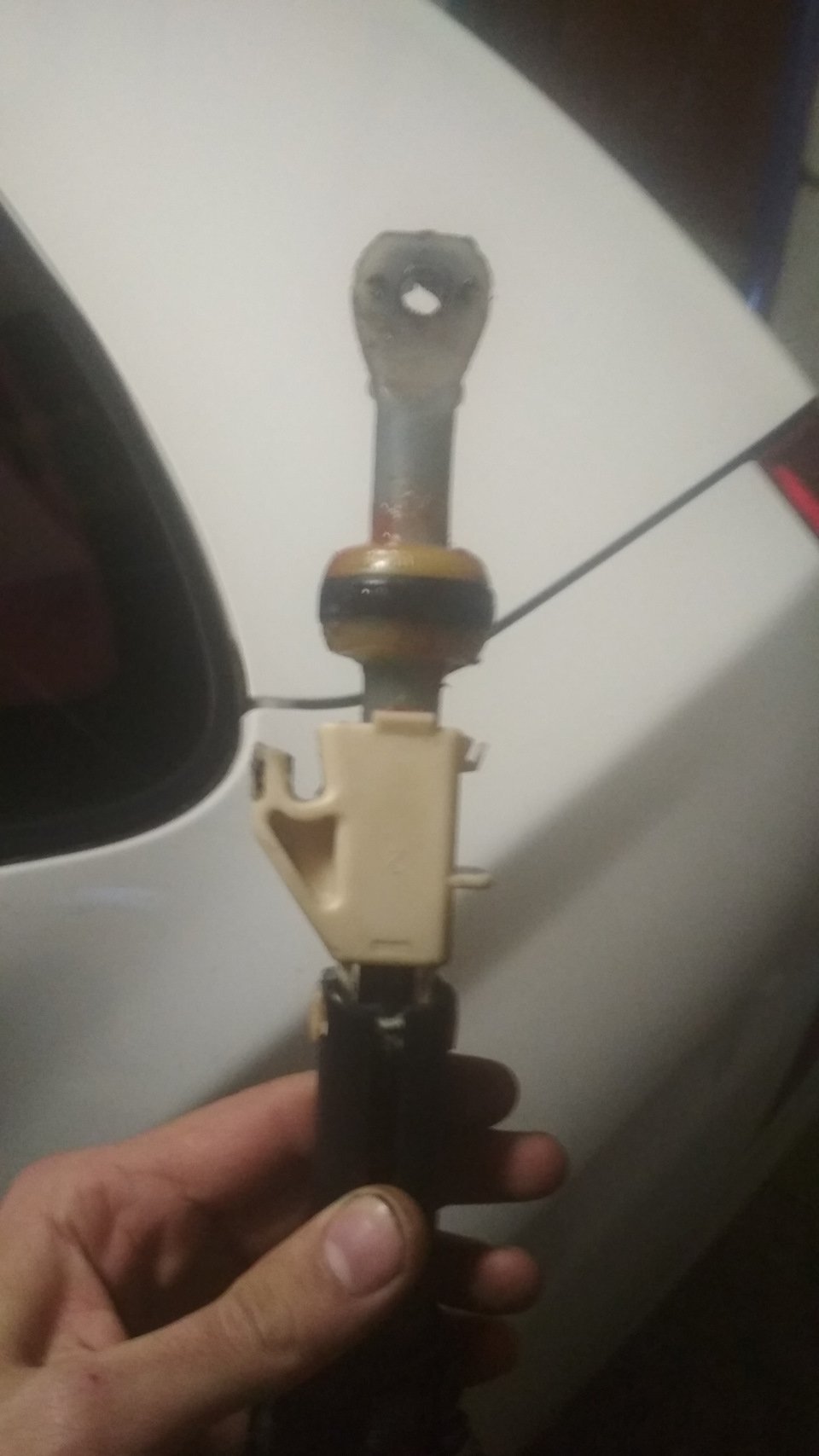 Не багато поліуретану мені в ручку кпп. 1