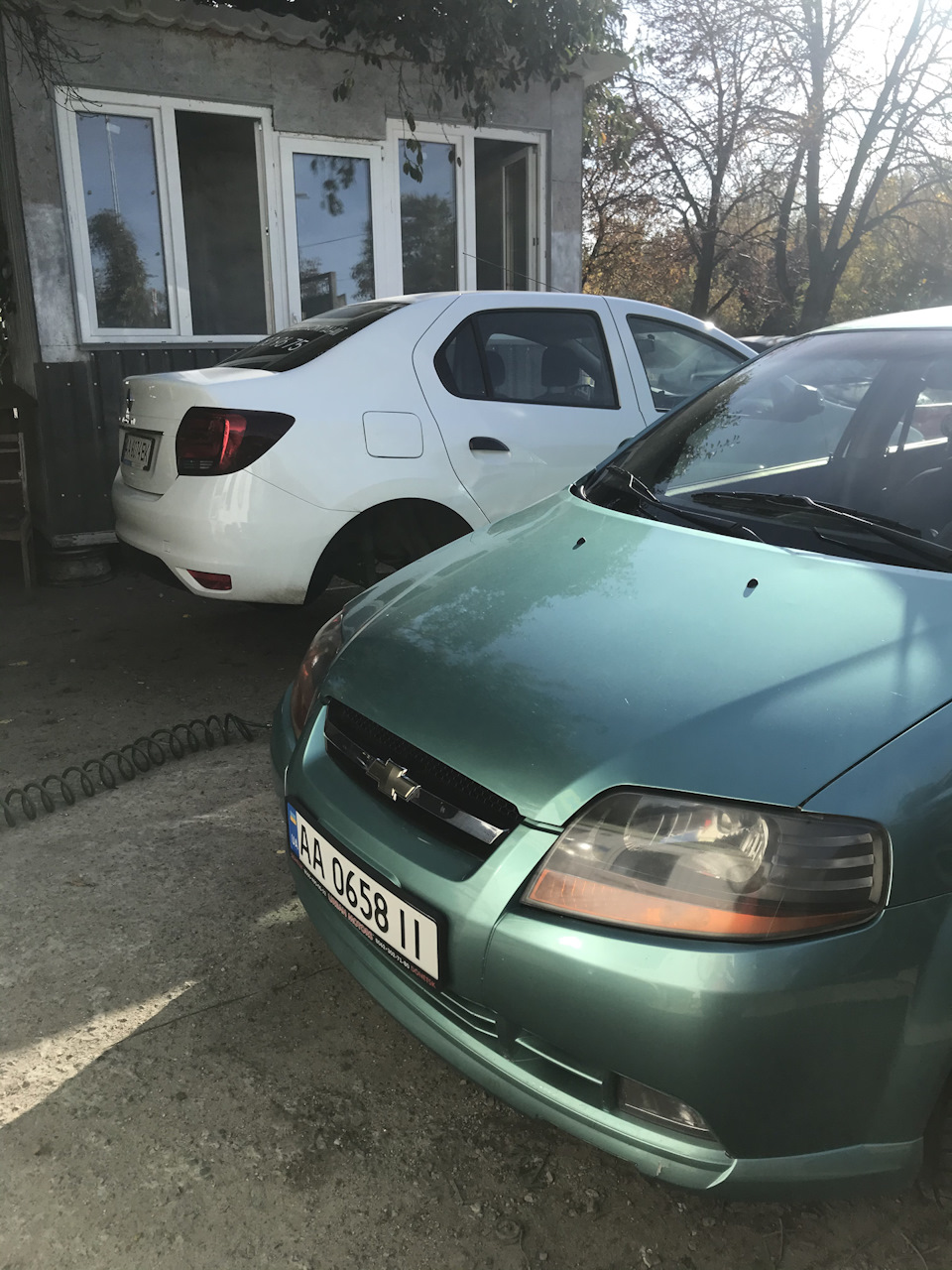 Обслужив 4
