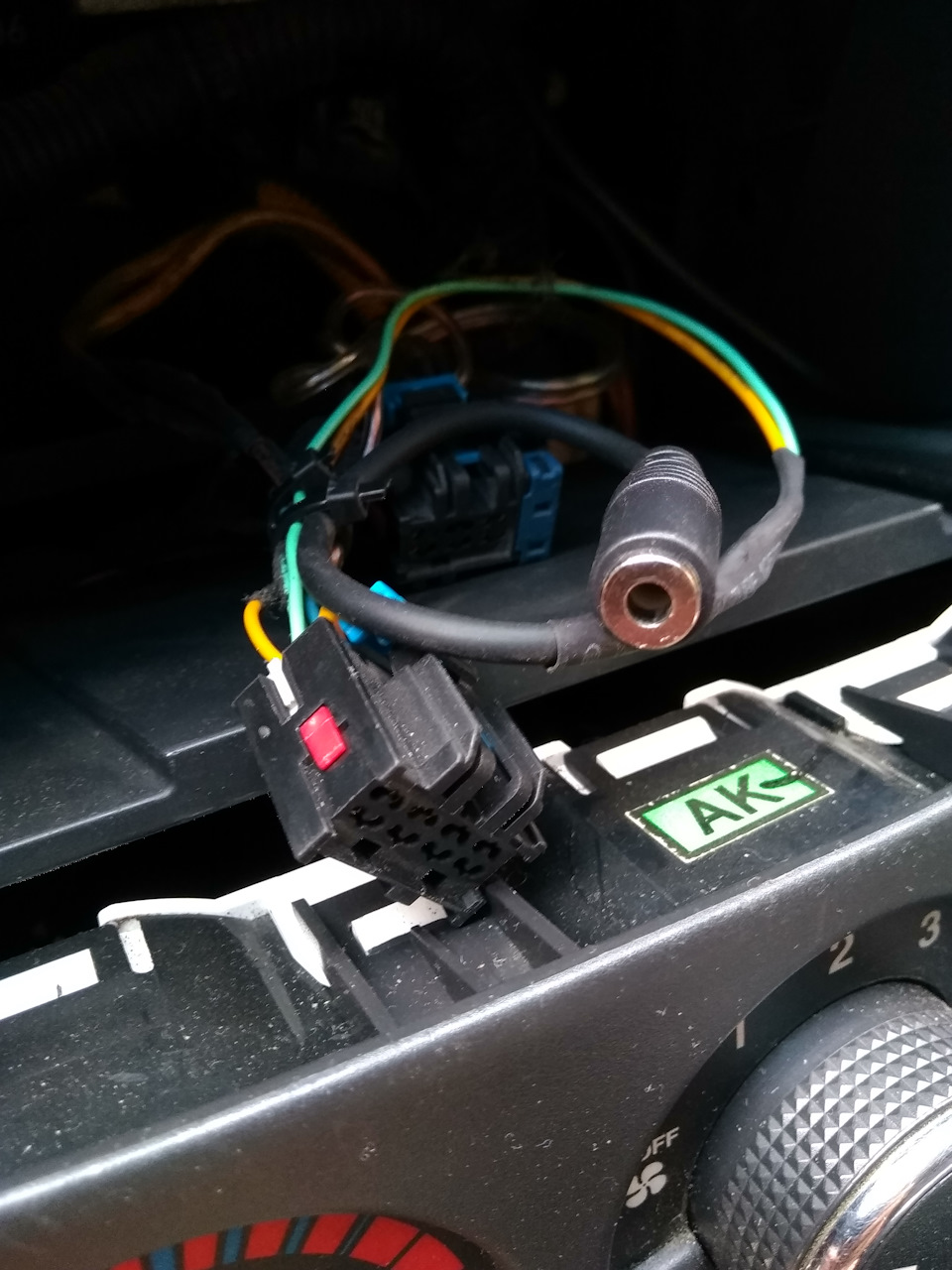 Штатний Hands Free. 5