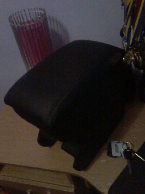 підлокітник Armrest 2
