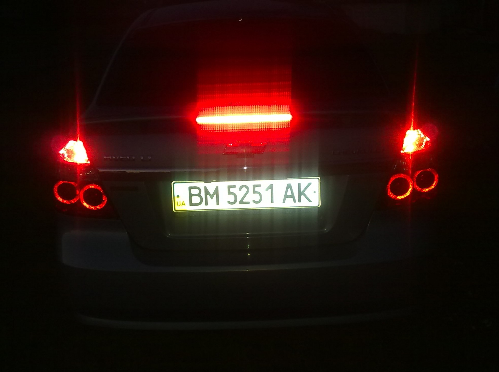 Задній спойлер від GM 5