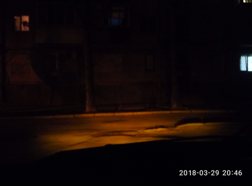 CYCLONE LED H4 У ГОЛОВНЕ СВІТЛО 1