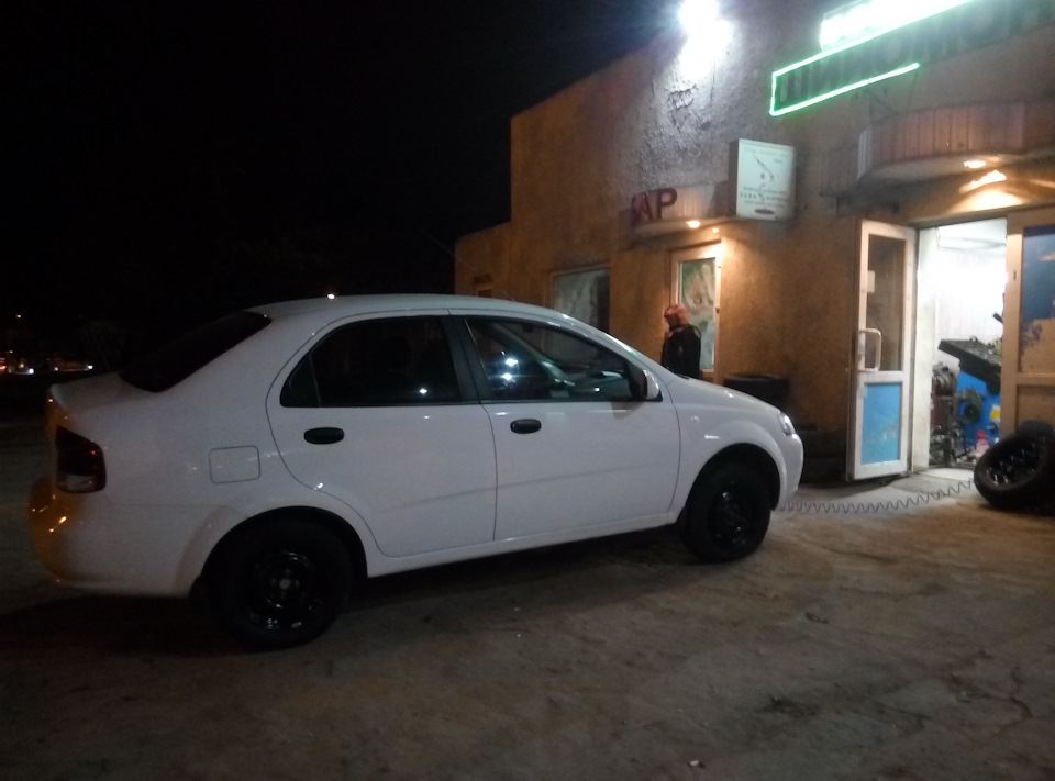 РАШИТКА РАДІАТОРА ВІД AVEO KALOS 5