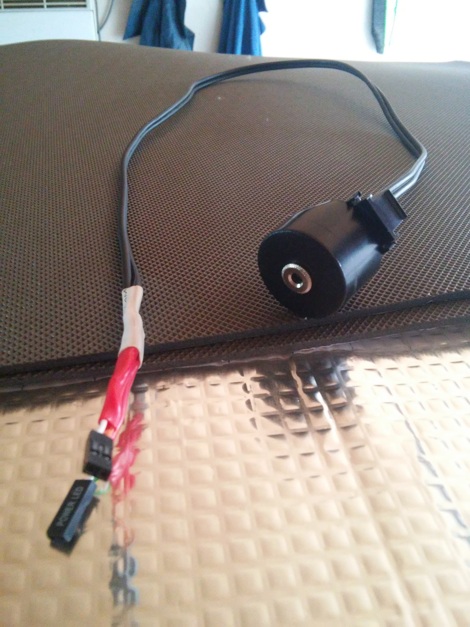 Поставив Pioneer 8600mp, плюс вивів aux. 2