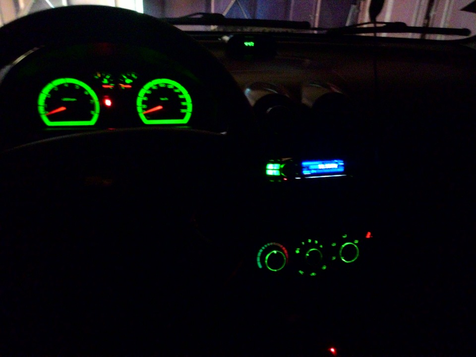 Поки Pioneer і привіт Alpine 4